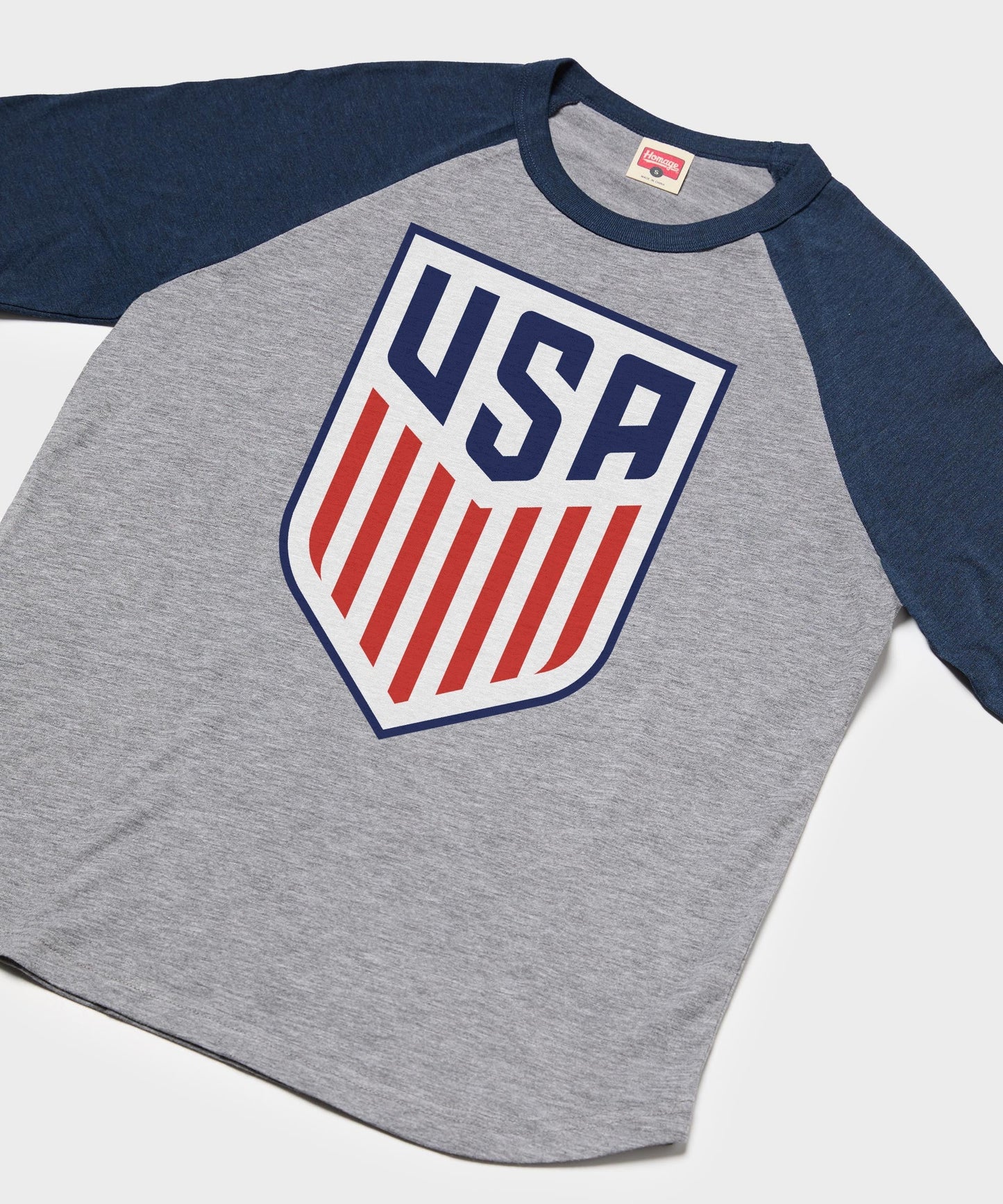 USA Crest Raglan
