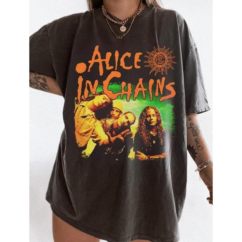 Vintage Hot Alice In Chains Band Member Unisex T-shirt, Retro Alice In Chains Hoodie Gift, Gift For Her, Music Tour Sweatshirt 4