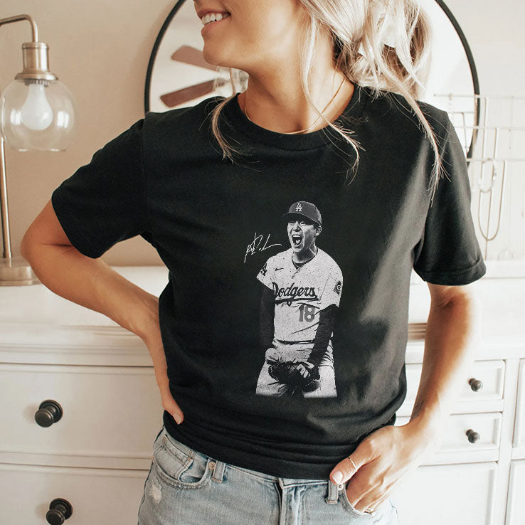 Yoshinobu Yamamoto Dodgers T Shirt