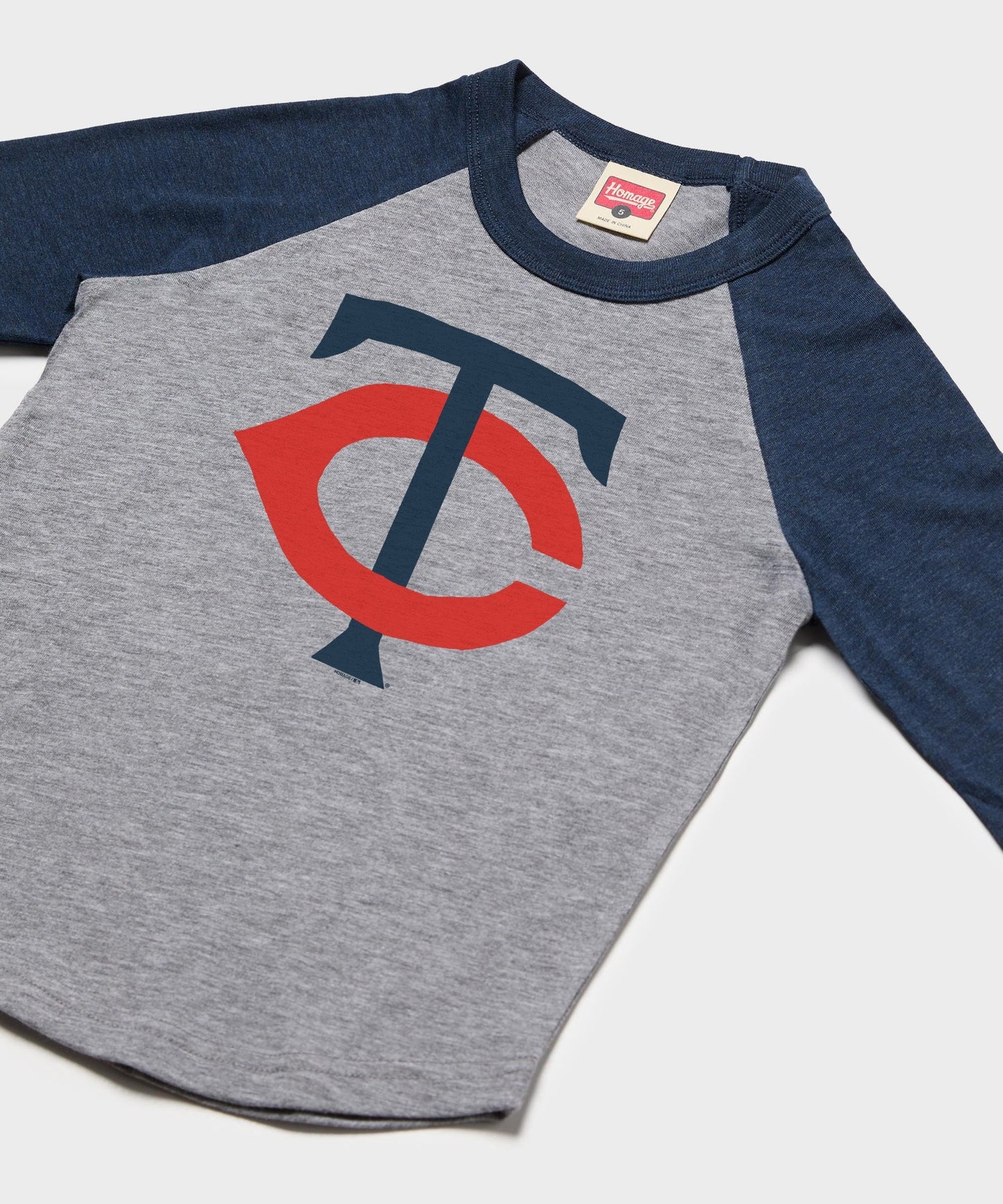 Youth Minnesota Twins Alt Logo '61 Raglan