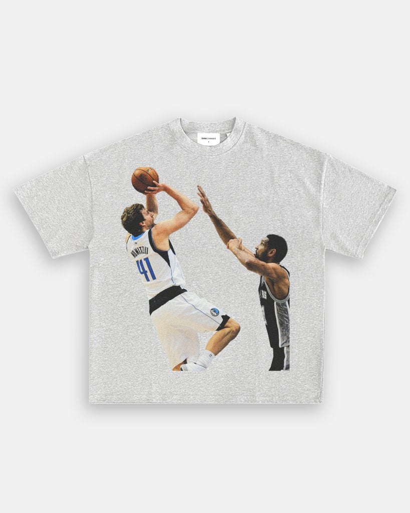DIRK FADEAWAY TEE