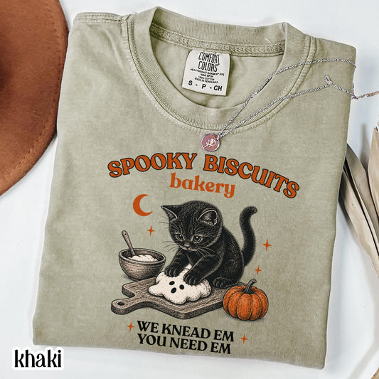 Comfort Colors Kitty Biscuits Spooky Season Tee Black Cat Halloween Fall Vintage Baking Pumpkin Cat Lover Fall (1)