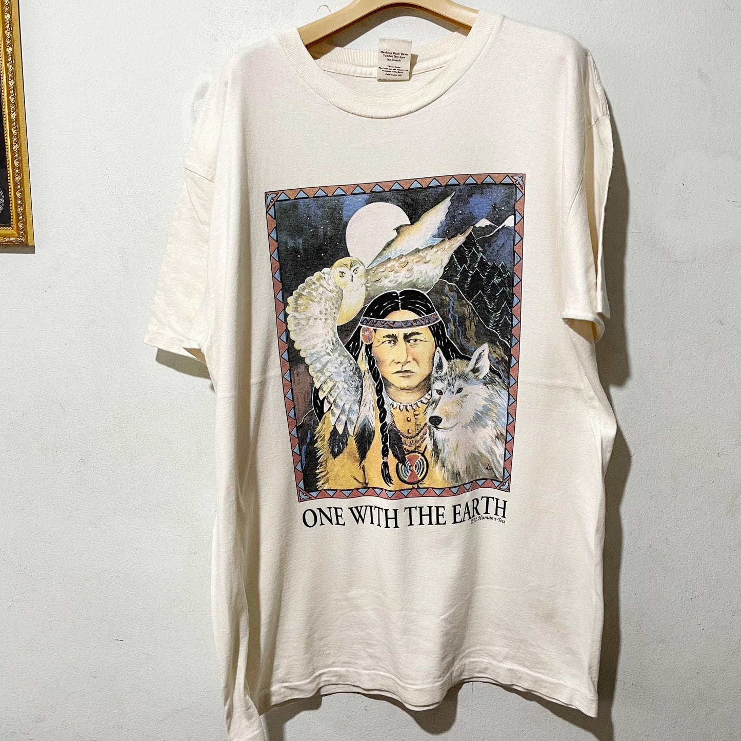 Vintage 1992 Human Tees Earth Size Xl Unisex T-shirt, Sweatshirt, Hoodie (1)