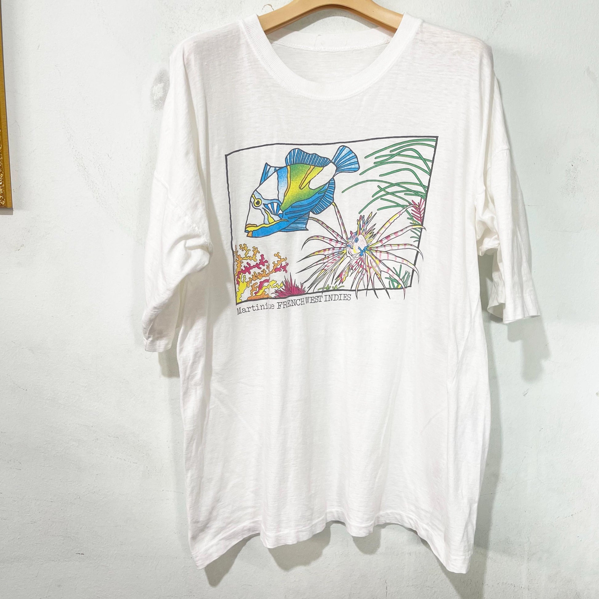 Vintage 90s Martinique French West Indies Size Boxy Unisex T-shirt, Sweatshirt, Hoodie (1)