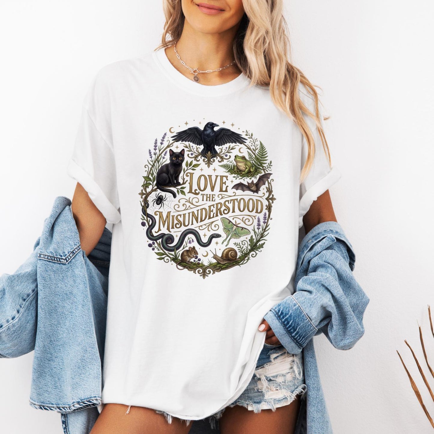 Love Misunderstood Comfort Colors Bat Raven Cat Snake Frog Moth Tee (3)