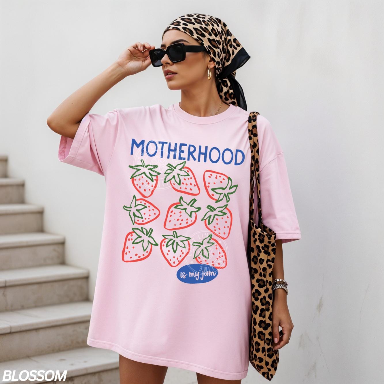 Motherhood Jam Comfort Colors Strawberry Mama Unisex T-shirt, Sweatshirt, Hoodie (4)