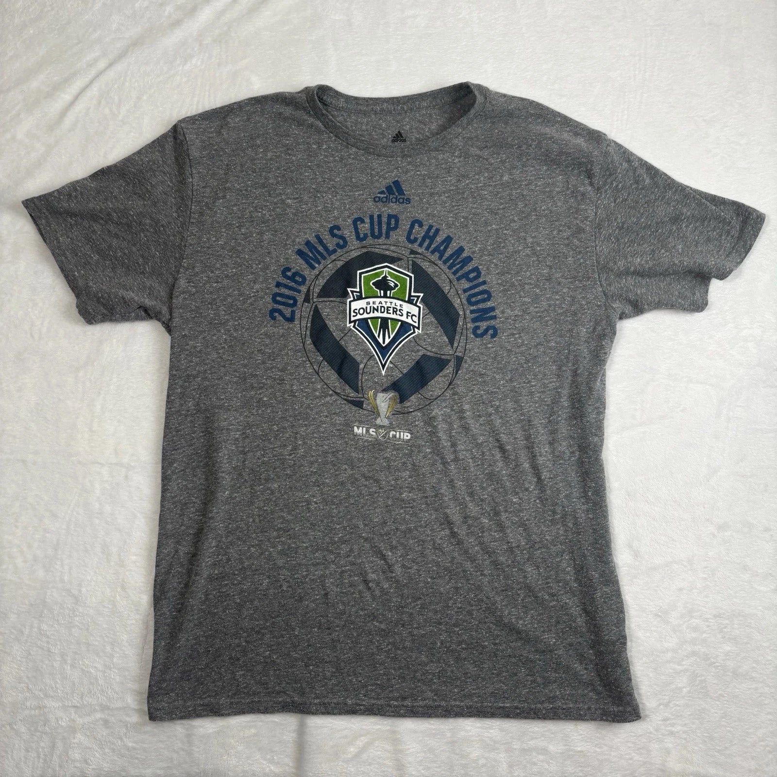 Adidas 2016 Seattle Sounders FC MSL Cup Champions Soccer Grey Shirt Men's XL
