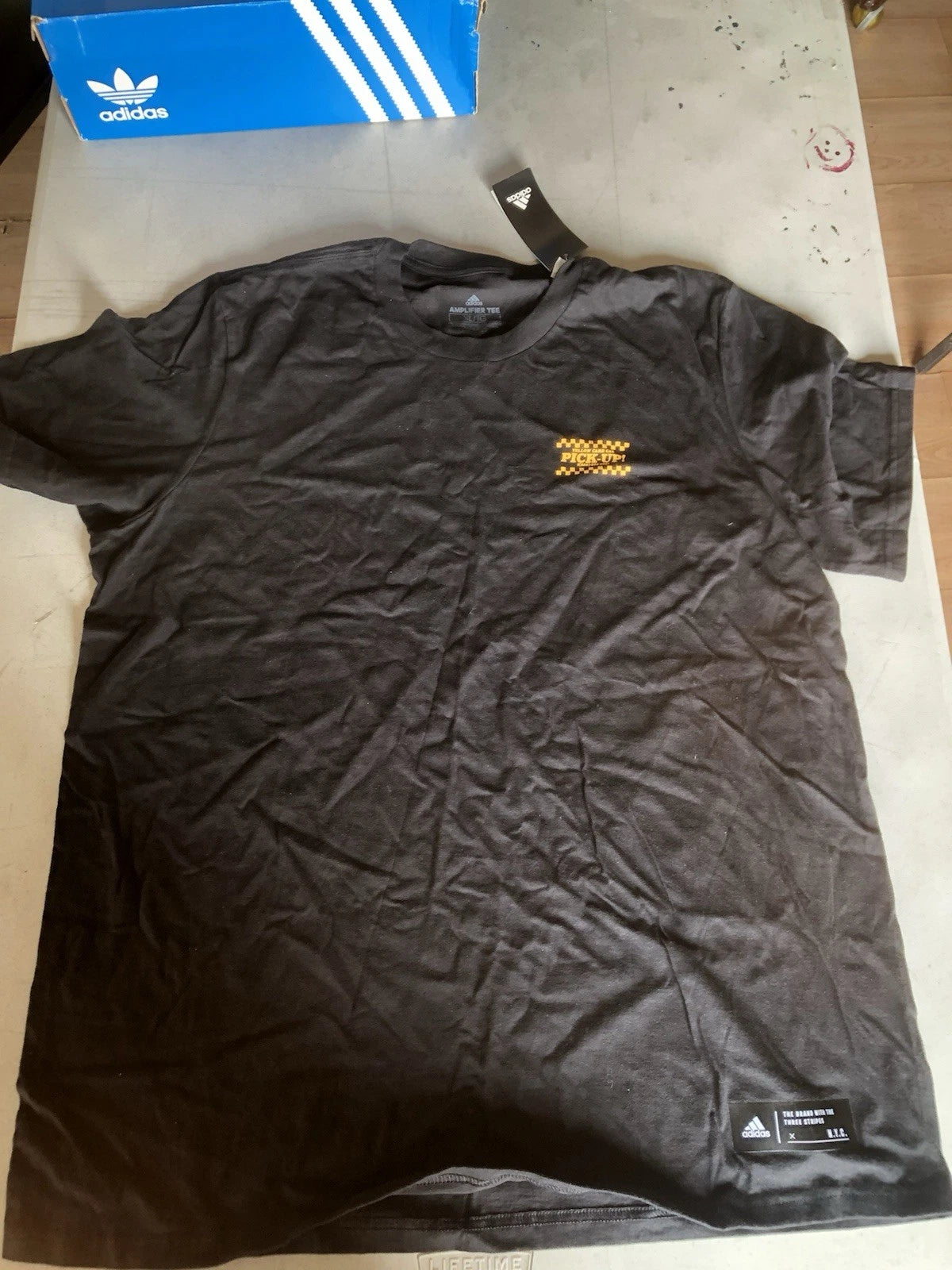 adidas Men's Amplifier Tee Black NYC YELLOW CARD CAB RARE XL