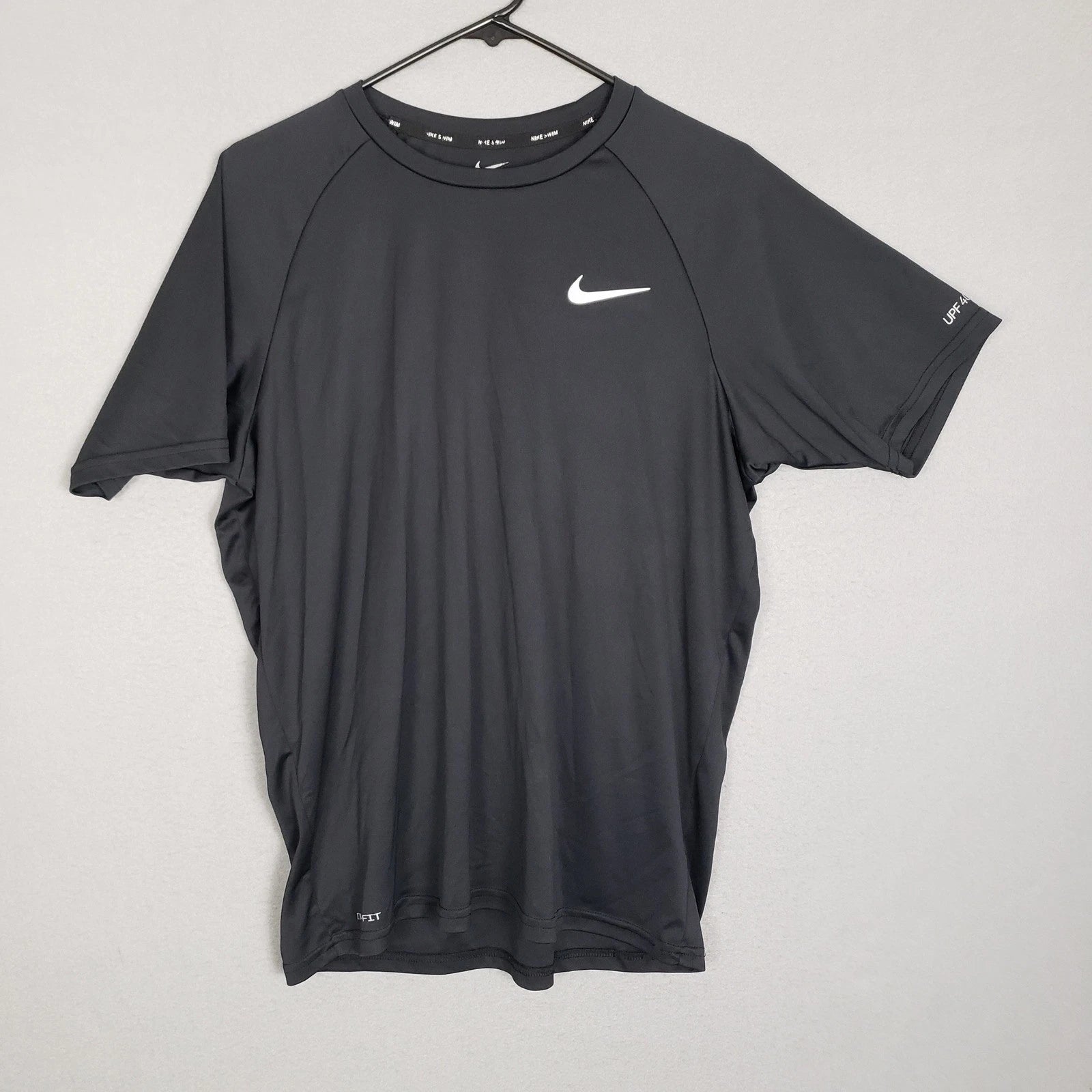 Nike Dri-Fit Basic Tee Shirt Black White Swoosh Minimalist Gym Workout Size M