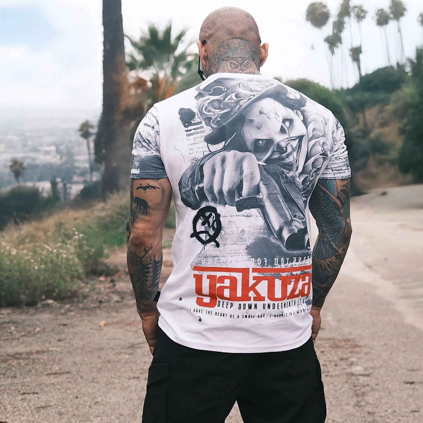 New Yakuza Men's Deep Down All Over Regular T-Shirt - White