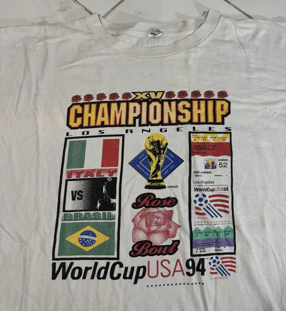 Vintage 1994 World Cup Soccer Italy vs Brazil at Rose Bowl Pasadena T-Shirt XL