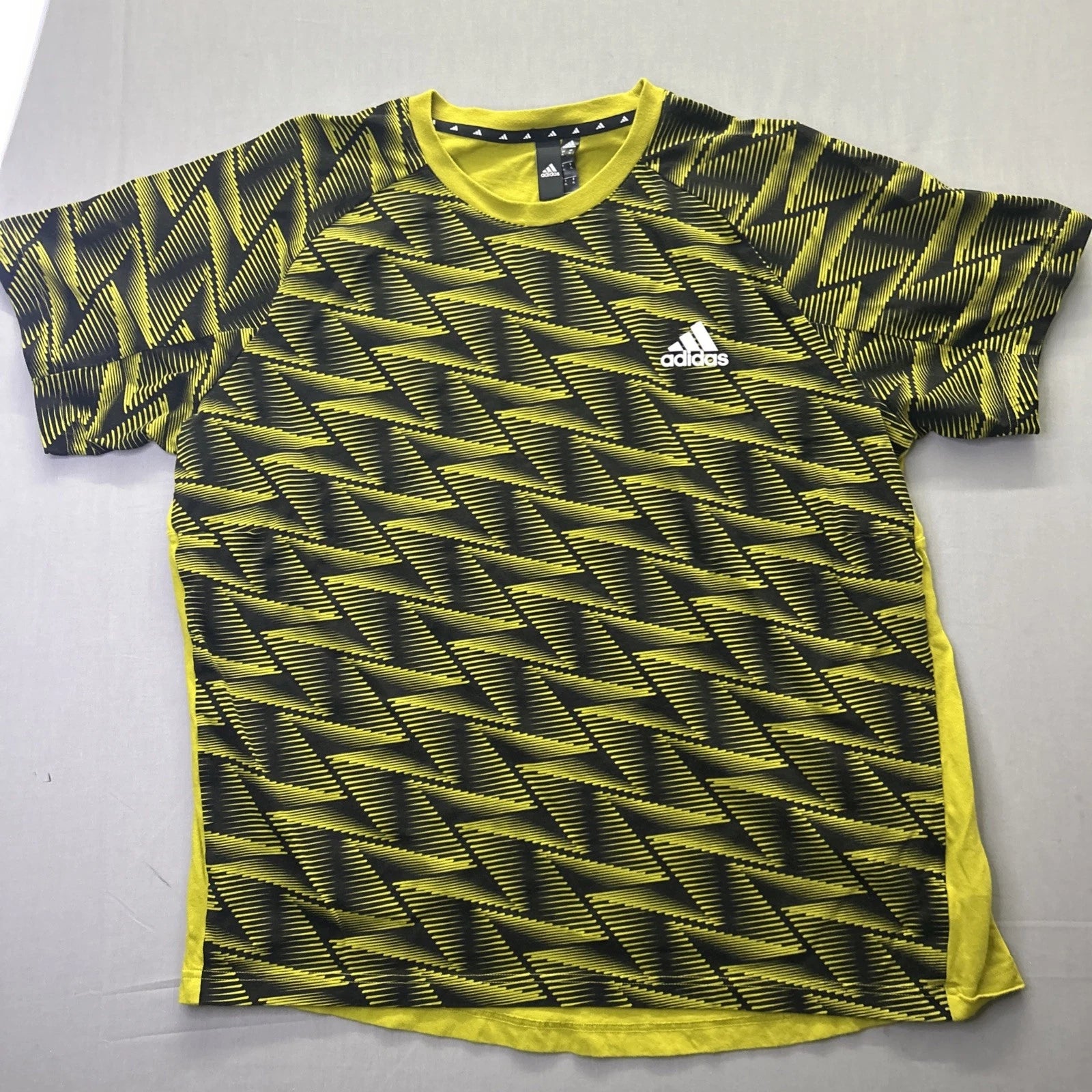 Adidas Sportwear D4Gmdy WC Men's t shirts Size XL Designed For Gameday Soccer