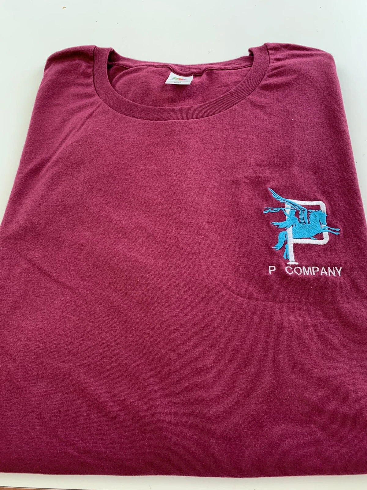 Parachute Regiment P Company badge embroidered onto a maroon t-shirt sizes m-3xl