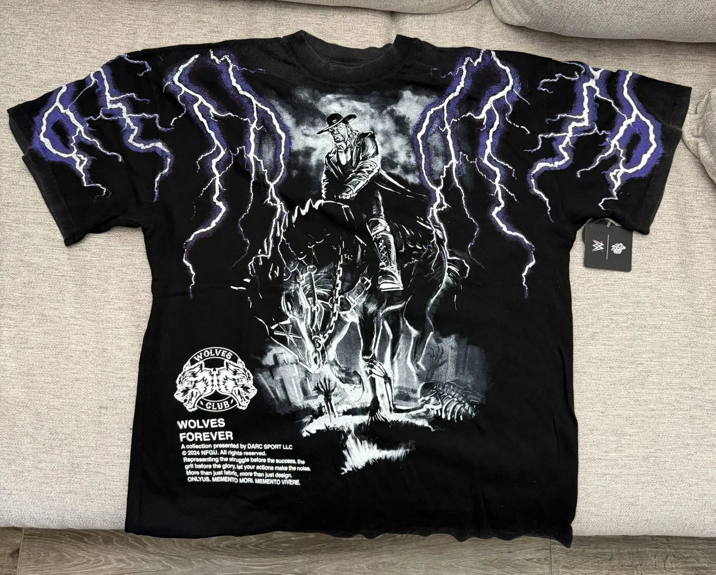 Darc Sport WWE Undertaker The Last Ride Premium Tee Medium