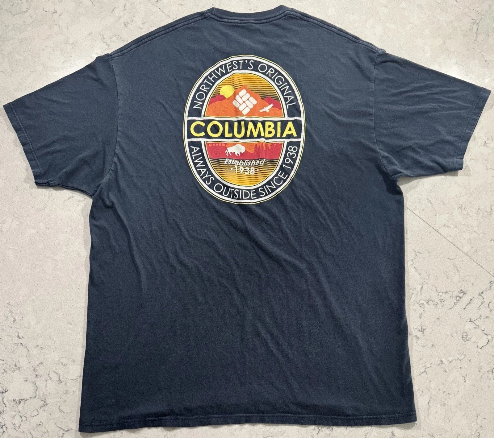 Columbia Sportswear T-Shirt Mens 2XL XXL Navy Blue Graphic Short Sleeve Logo Tee