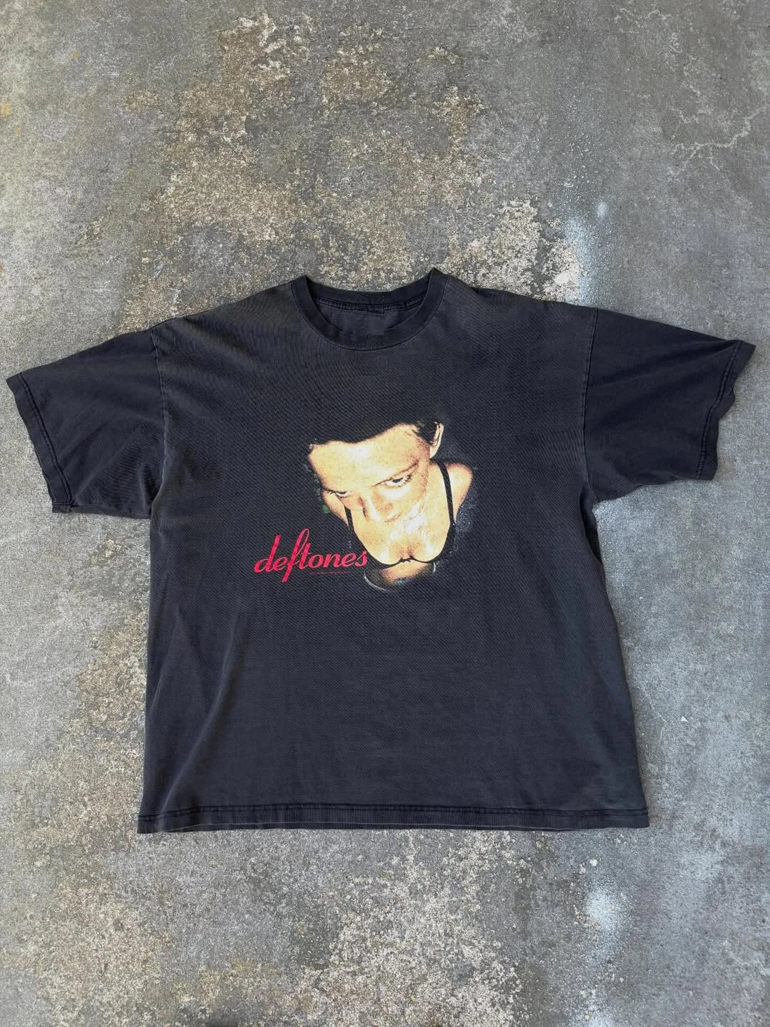 Vintage 90’s Deftones Around The Fur Artimonde T-shirt