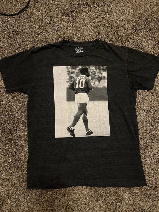 RARE - Wright & Ditson - PELE -  Gray T Shirt - Medium