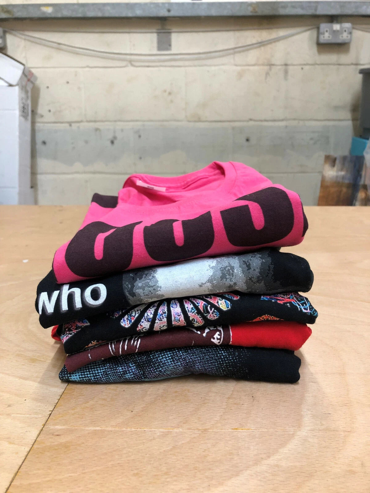 5 x Mens T-Shirts - Random Prints - Choice of Size - Wholesale Job Lot Car Boot
