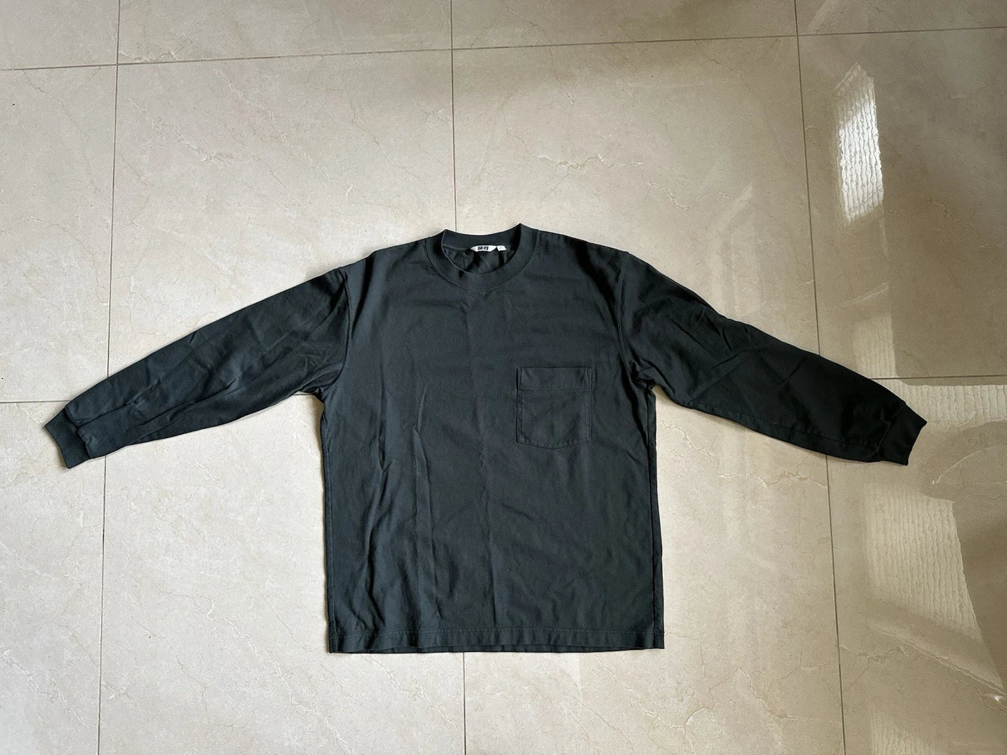 Uniqlo U 100% Cotton Men’s Olive Green Long-Sleeve T-Shirt - Size M - EUC