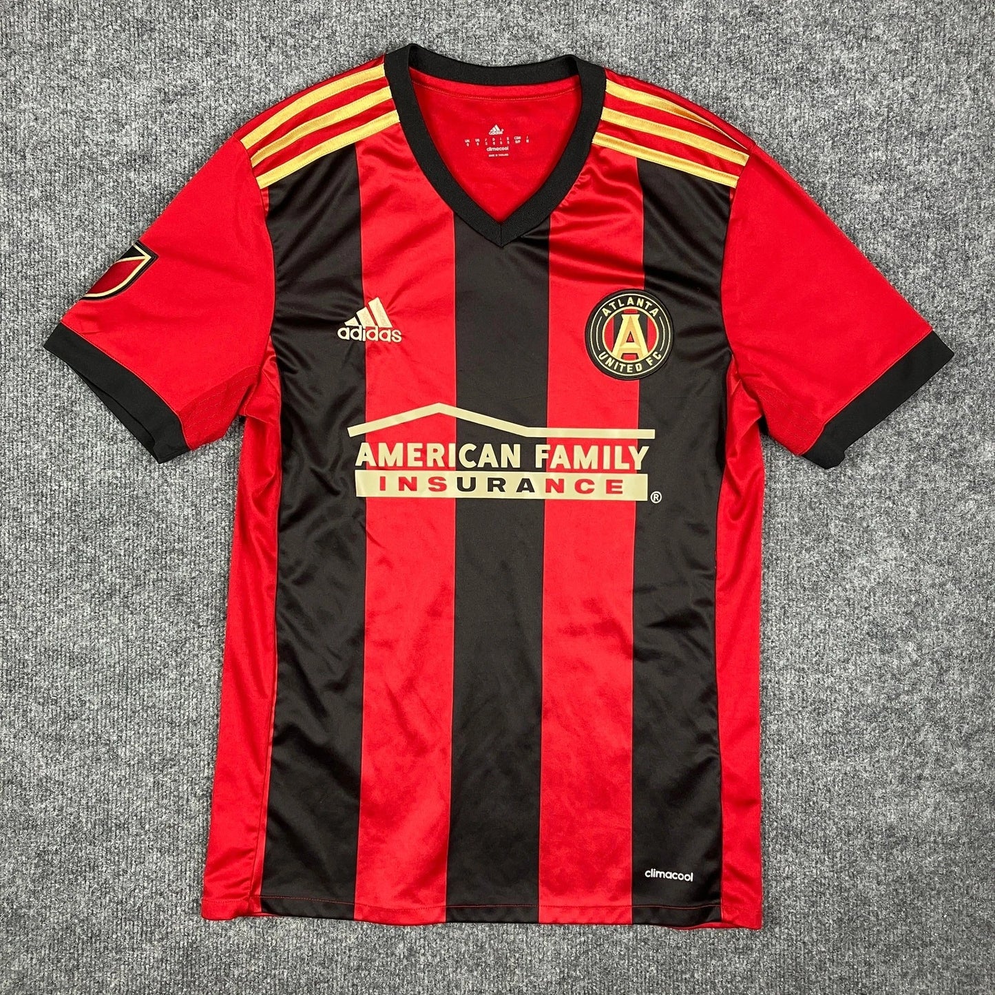 Adidas Atlanta United Jersey Mens Small Red Black Climalite Soccer Shirt