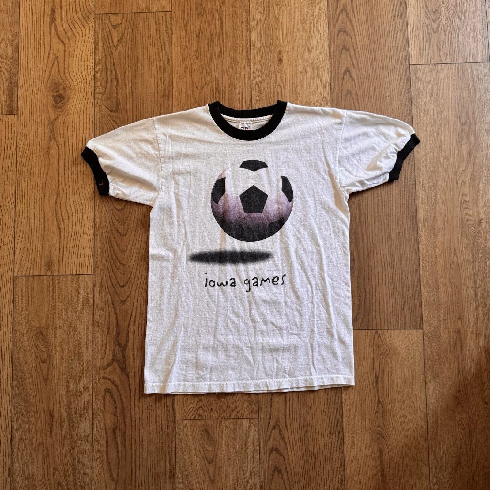 Vintage Iowa Soccer Games Soccer Ball White Mens Medium Shirt 90s Ringer USA