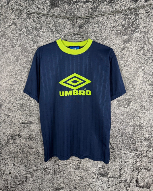 Men’s UMBRO Vintage Crew Monogram T-Shirt Made in England Soccer Size 97-102cm