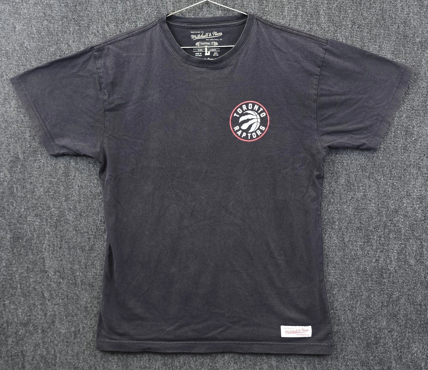 Toronto Raptors NBA Basketball T-shirt Mens Size L Black Mitchell And Ness