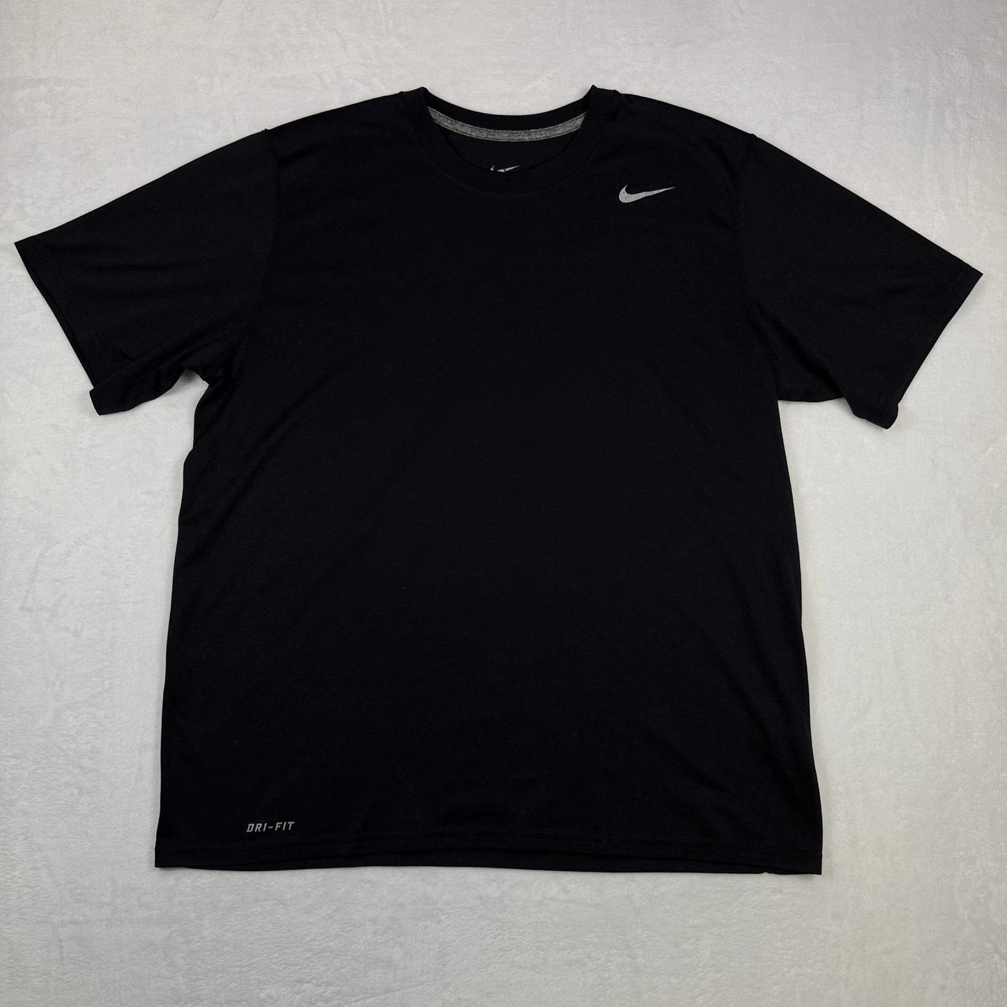 Nike Men's Dri-FIT Short Sleeve T-Shirt Size Large Black Performance Swoosh Logo