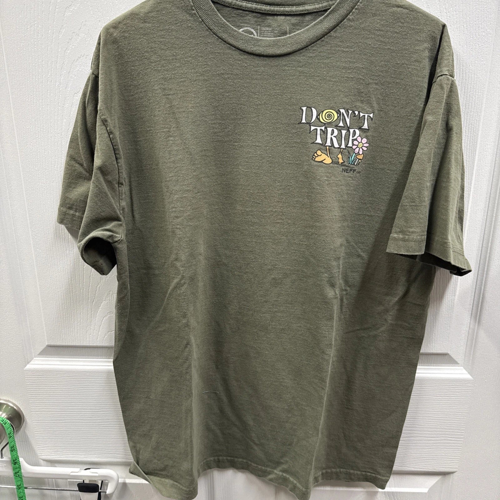 Neff Graphic T Shirt Mens Large Green Don’t Trip We’re Going Nowhere Size L