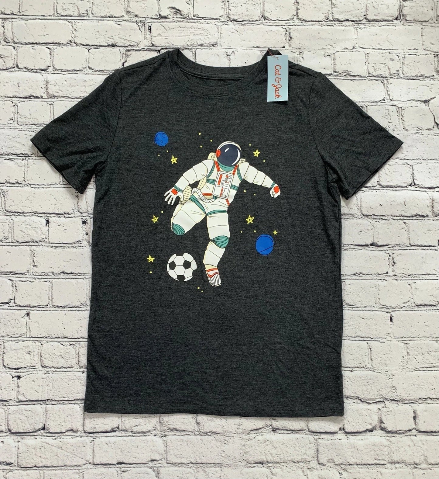 NWT Cat & Jack Boys XXL (18) Charcoal Soccer Astronaut Outer Space T-Shirt