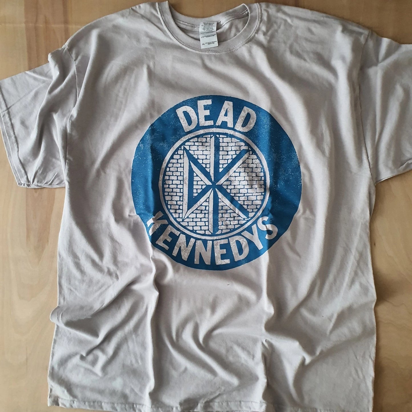 DEAD KENNEDYS BEDTIME FOR DEMOCRACY VINTAGE VIBE RETRO STYLE BAND TEE T SHIRT