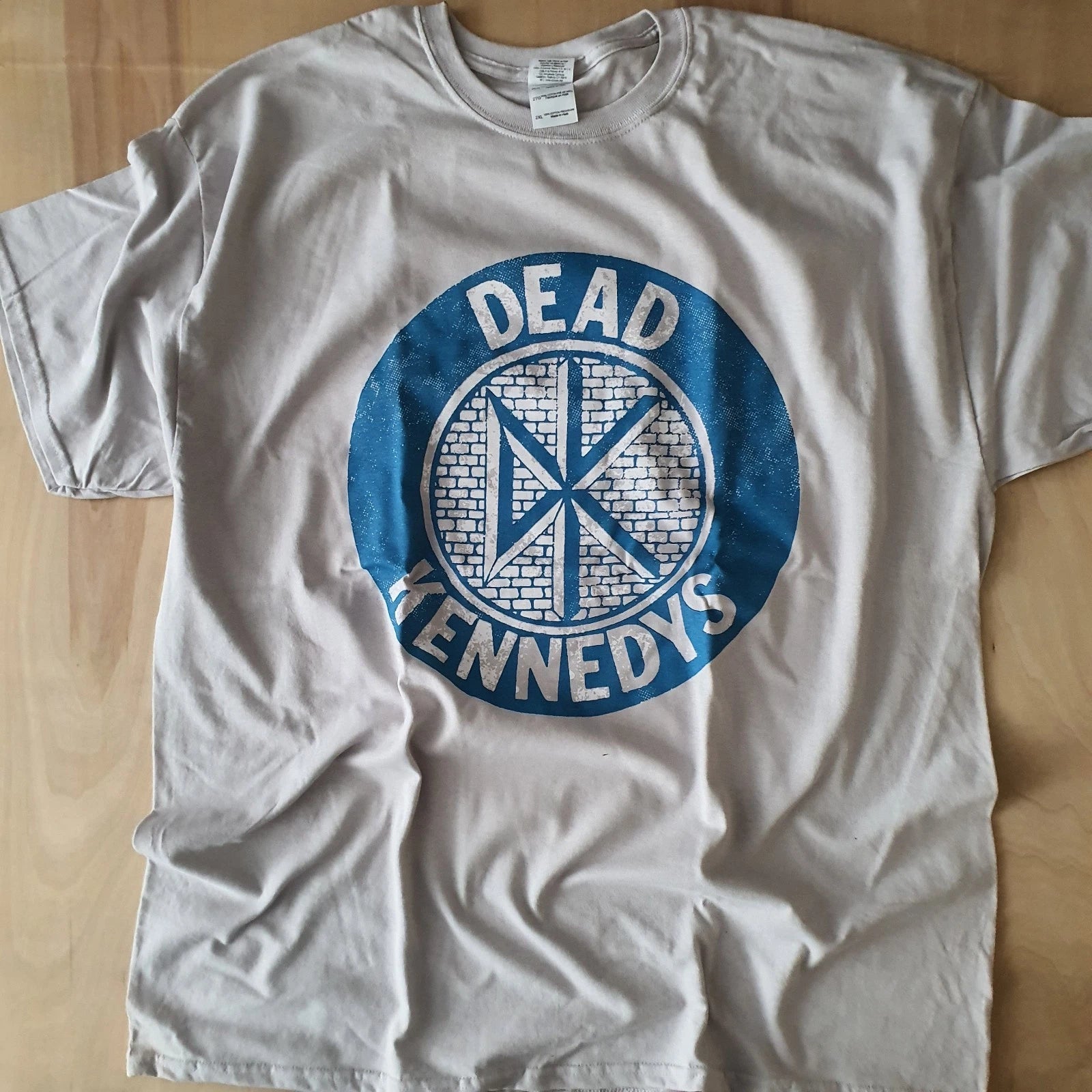 DEAD KENNEDYS BEDTIME FOR DEMOCRACY VINTAGE VIBE RETRO STYLE BAND TEE T SHIRT