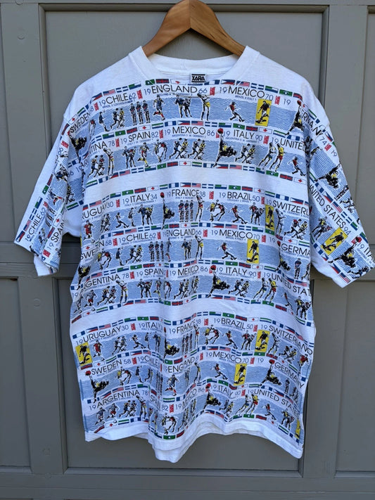 Vtg Xara 1994 AOP World Cup Soccer Graphic Print T Shirt Men’s XL White Cotton