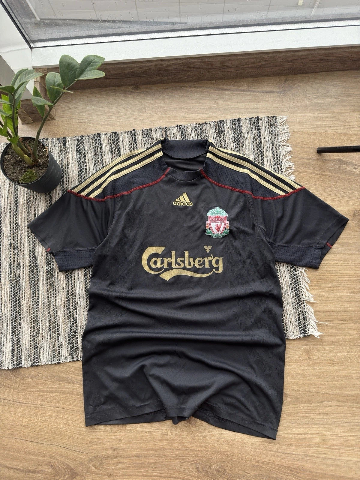 ADIDAS LIVERPOOL 2009/2010 AWAY FOOTBALL SHIRT JERSEY SIZE M MEN