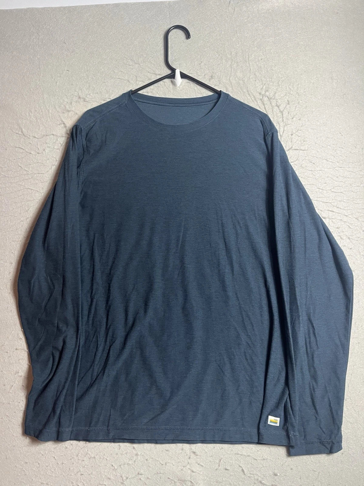 Vuori Strato Tech Tee Men's XL Performance Long Sleeve Heather Blue V178