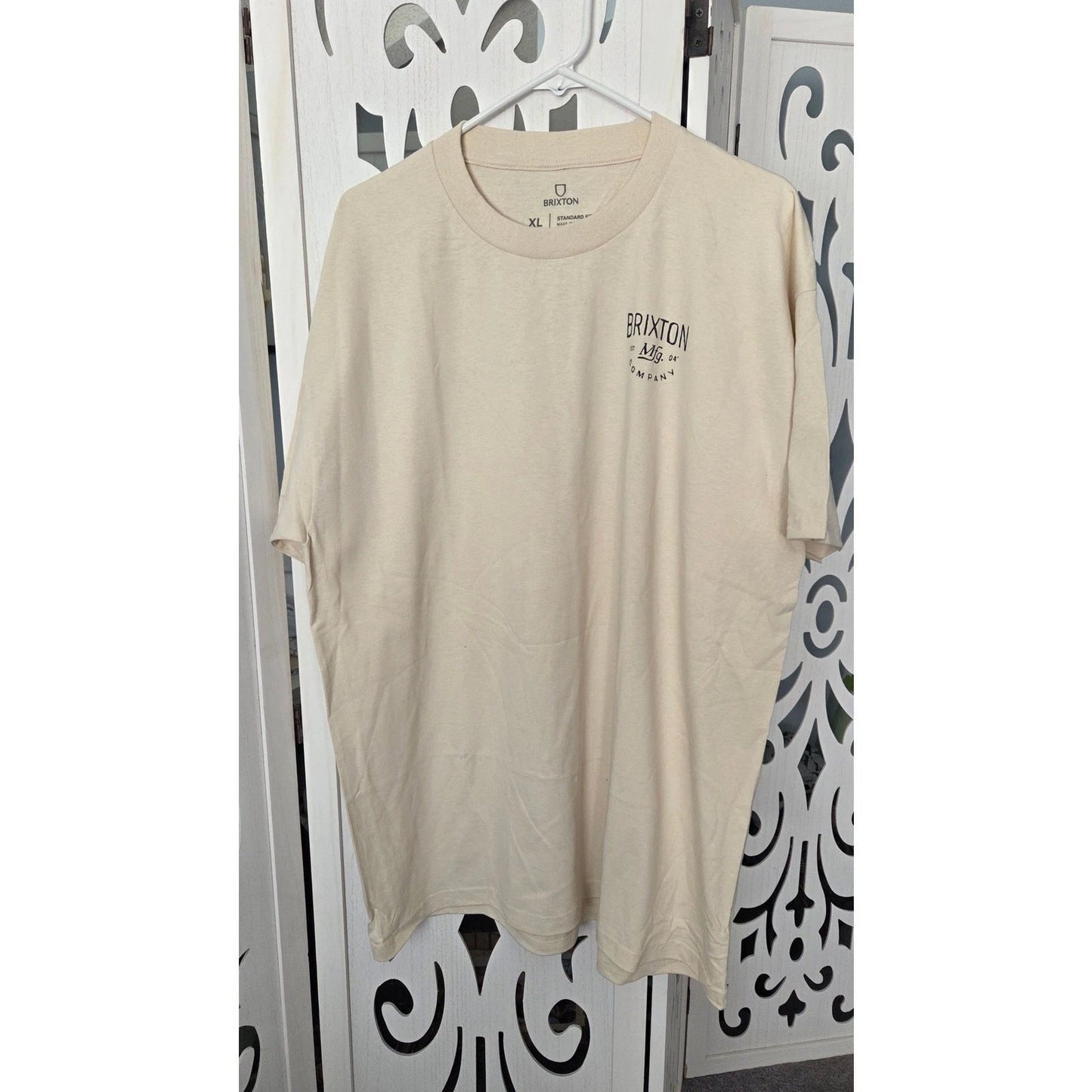 Brixton Custom Qlty Mfg Co Off White Graphic Tee Shirt Mens XL Standard Fit