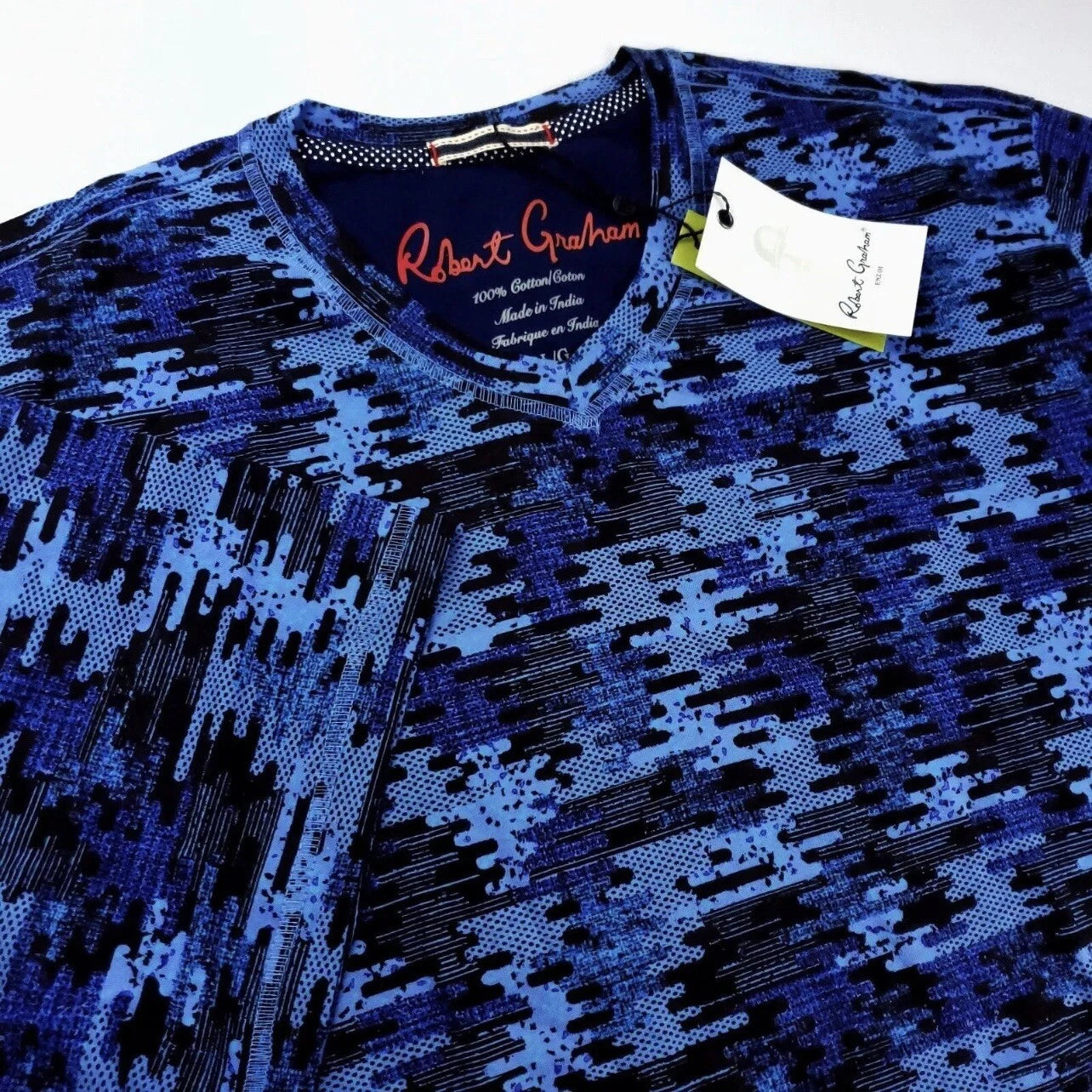 Robert Graham Geometric Camo V Neck Short Sleeve T-Shirt Blue Large