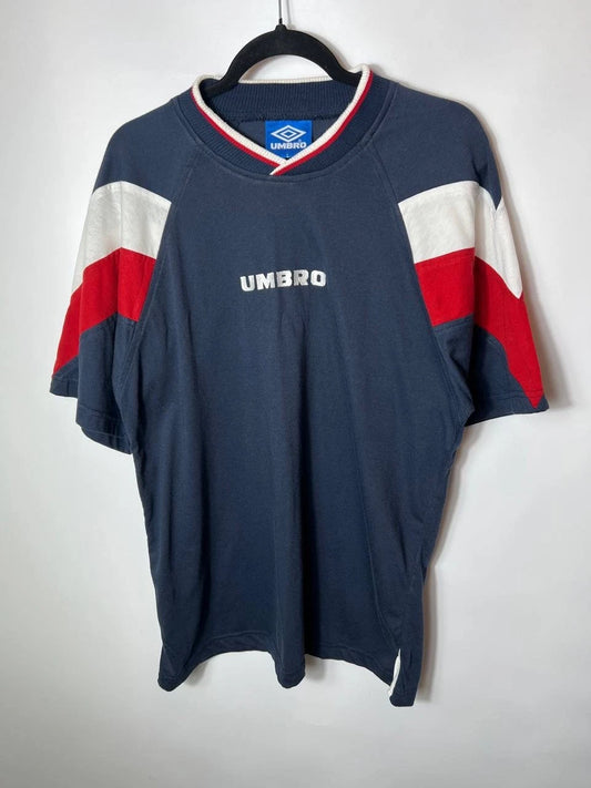 Vintage 90s Soccer football Umbro sportswear T-shirt Size L