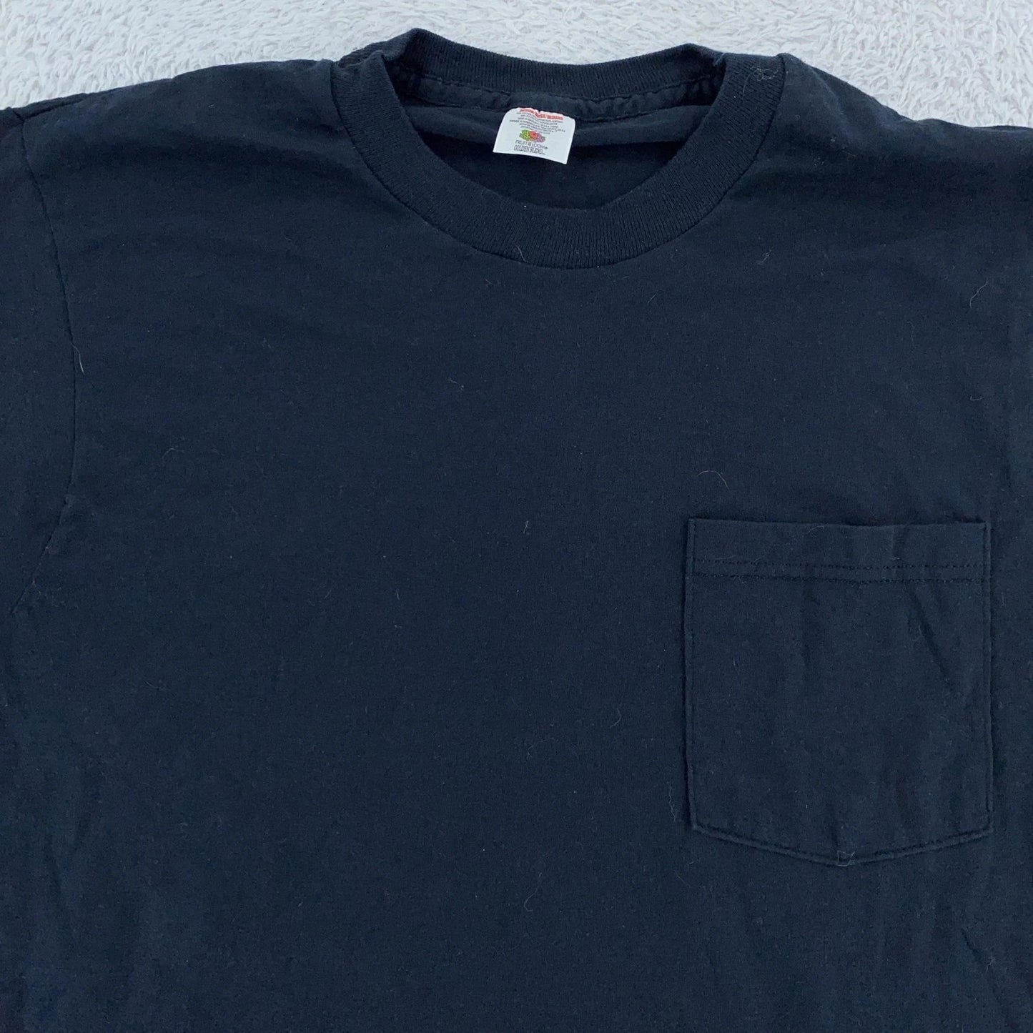 Vintage Blank Black Fruit of the Loom Pocket T-Shirt Mens Medium Golden Blend