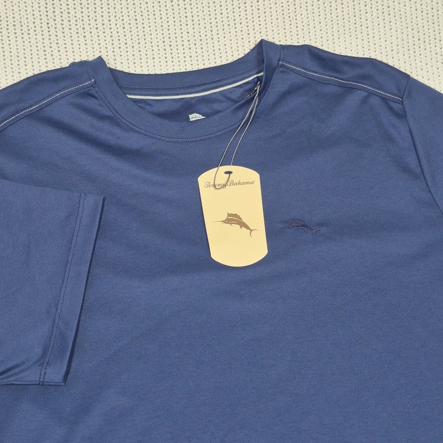 Tommy Bahama Throne Blue Crew Neck Short Sleeve T-Shirt Size Medium Soft Touch