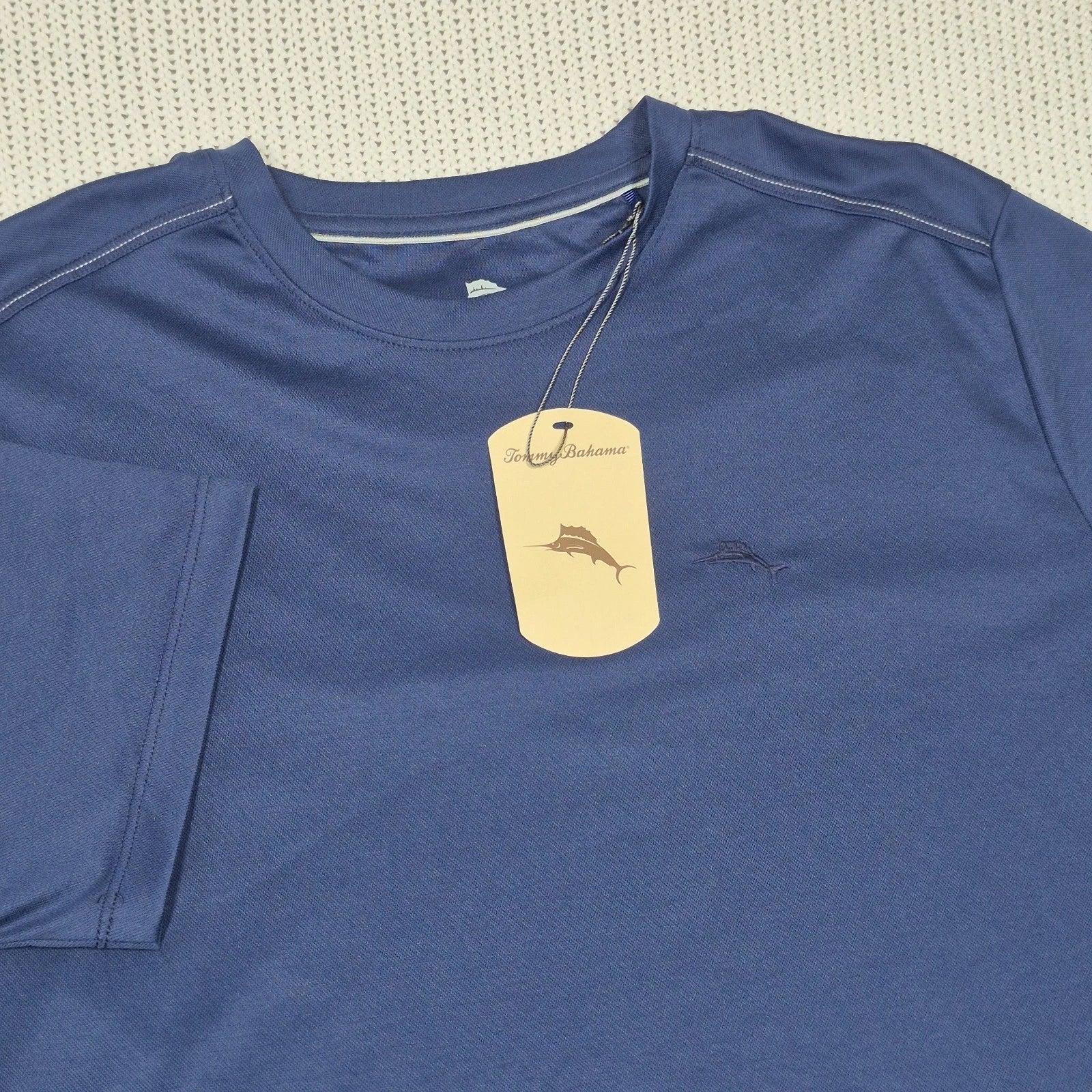 Tommy Bahama Throne Blue Crew Neck Short Sleeve T-Shirt Size Medium Soft Touch