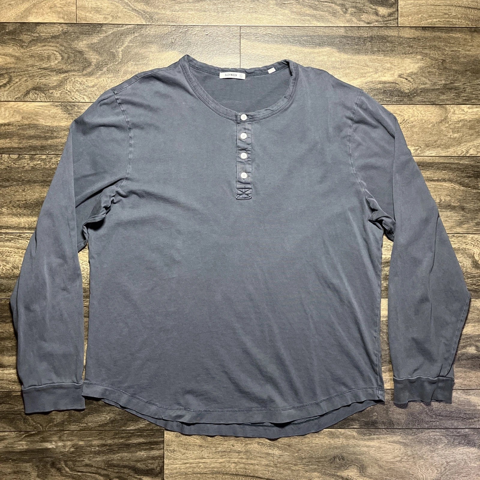 Buck Mason Long Sleeve Henley Shirt Men's XL Charcoal Gray Curved Hem EUC