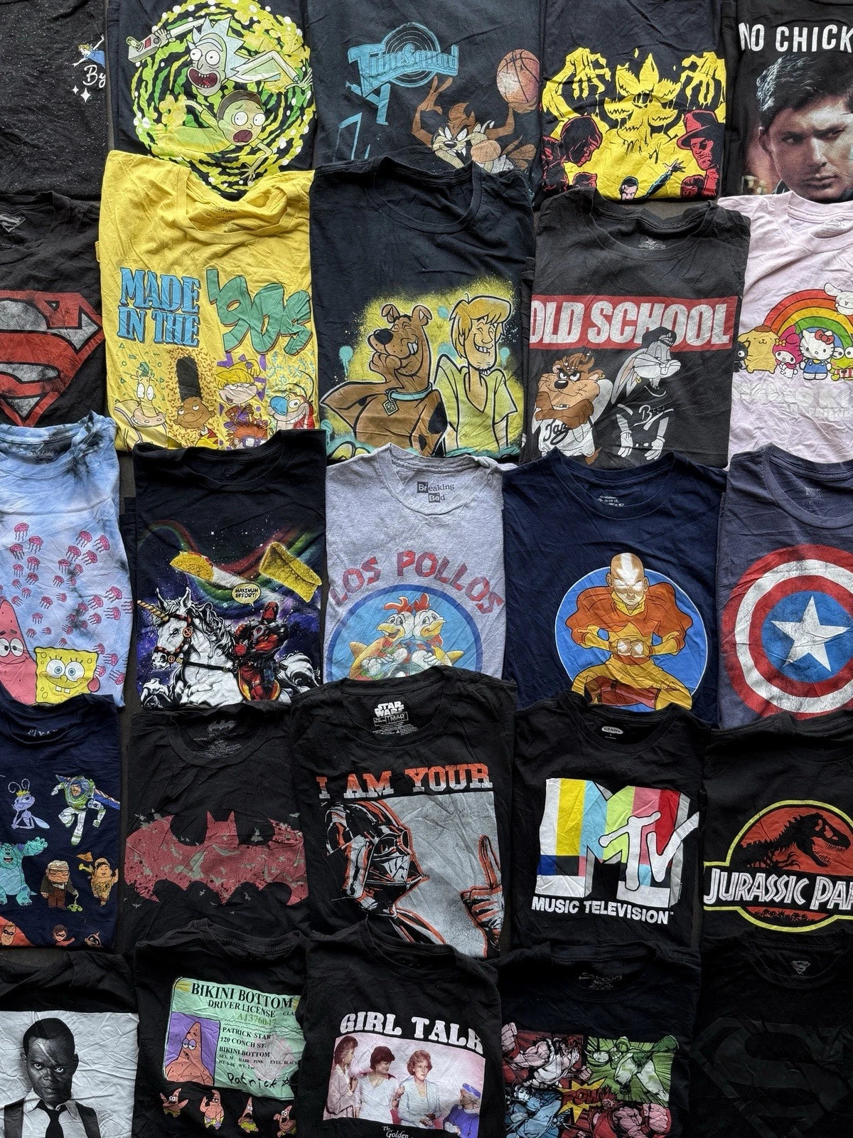 Lot of 30 Graphic Tees Reseller T Shirt Bundle Cartoon Movie Disney Marvel 🤩