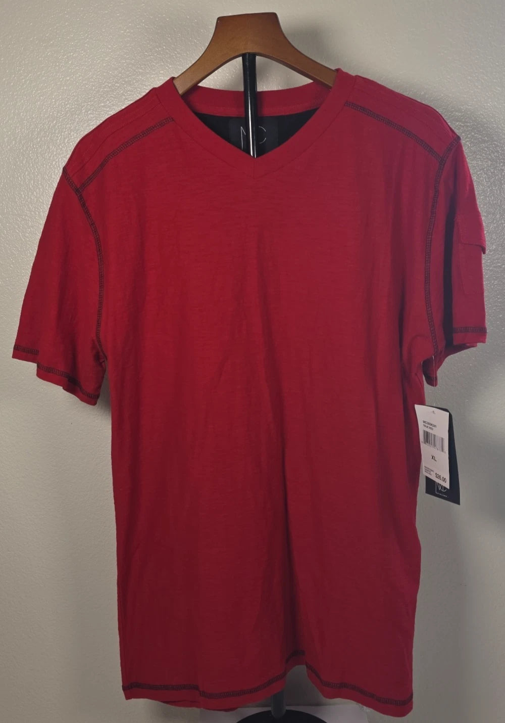 Modern Culture Men's XL Red V-neck T-shirt Short-sleeve 100% Cotton