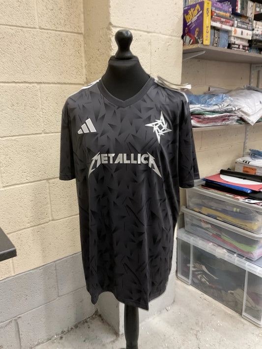Metallica Hetfield 13 Football Shirt custom Size XL