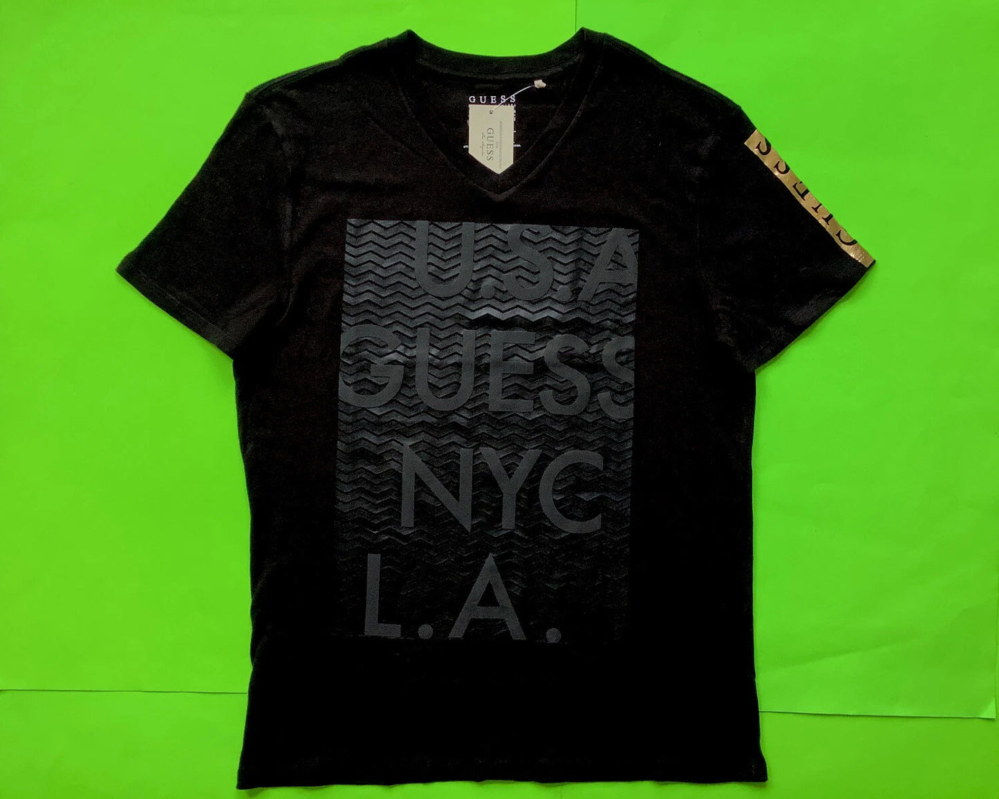 GUESS Los Angeles Men’s Short Sleeve T-Shirt NYC Size MEDIUM Black 100% Cotton