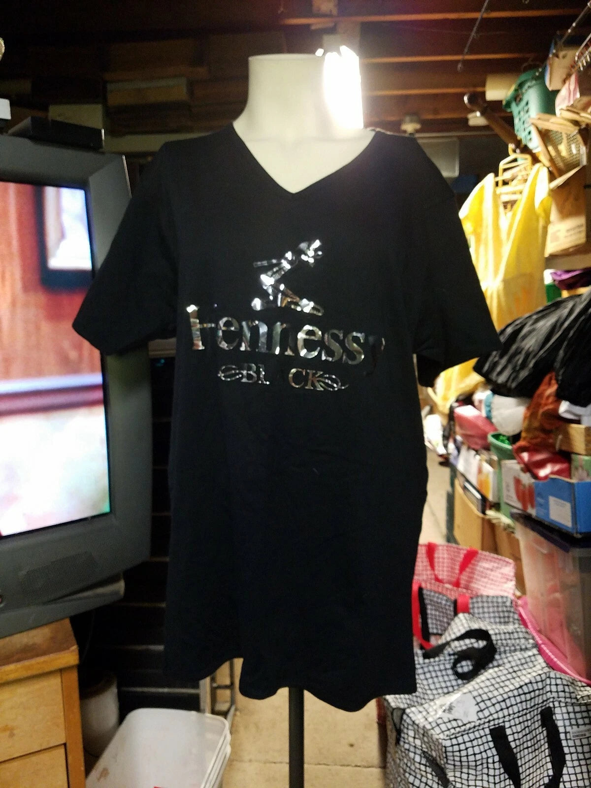 Stylish Hennesy black blue reversible Tagless Tee T-Shirt large nwot