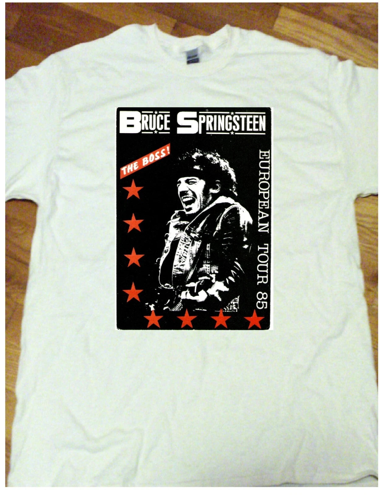 BRUCE SPRINGSTEEN-European Tour 85 T-Shirt- a full-color print. Born in the USA