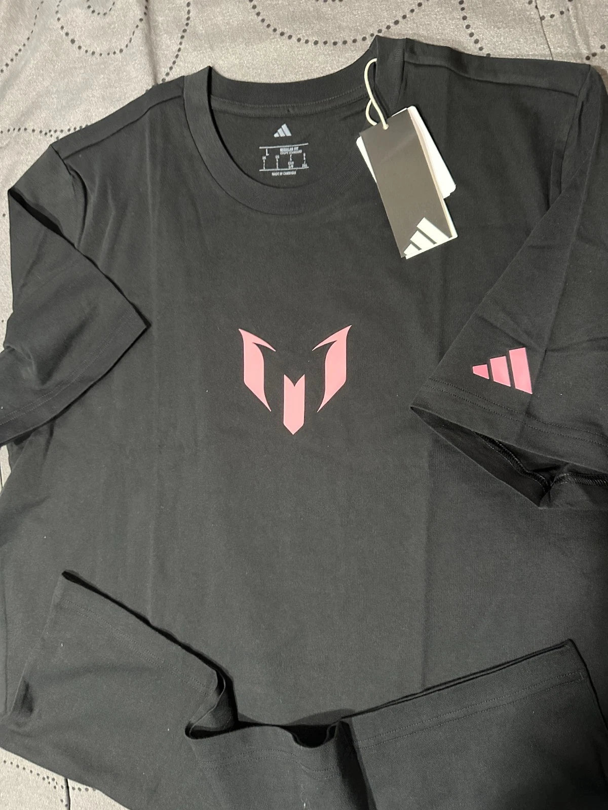 ADIDAS MESSI #10 INTER MIAMI SOCCER BLACK & PINK T SHIRT SIZE L MEN NWT $35.00