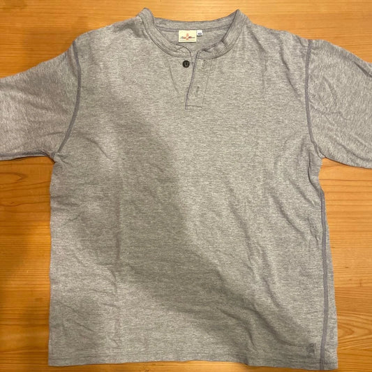 Two Moon Long Sleeve T-Shirt Gray L Henley Neck